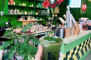 ca-phe-va-tra-phong-cach-hong-kong-su-giao-thoa-van-hoa-dam-da